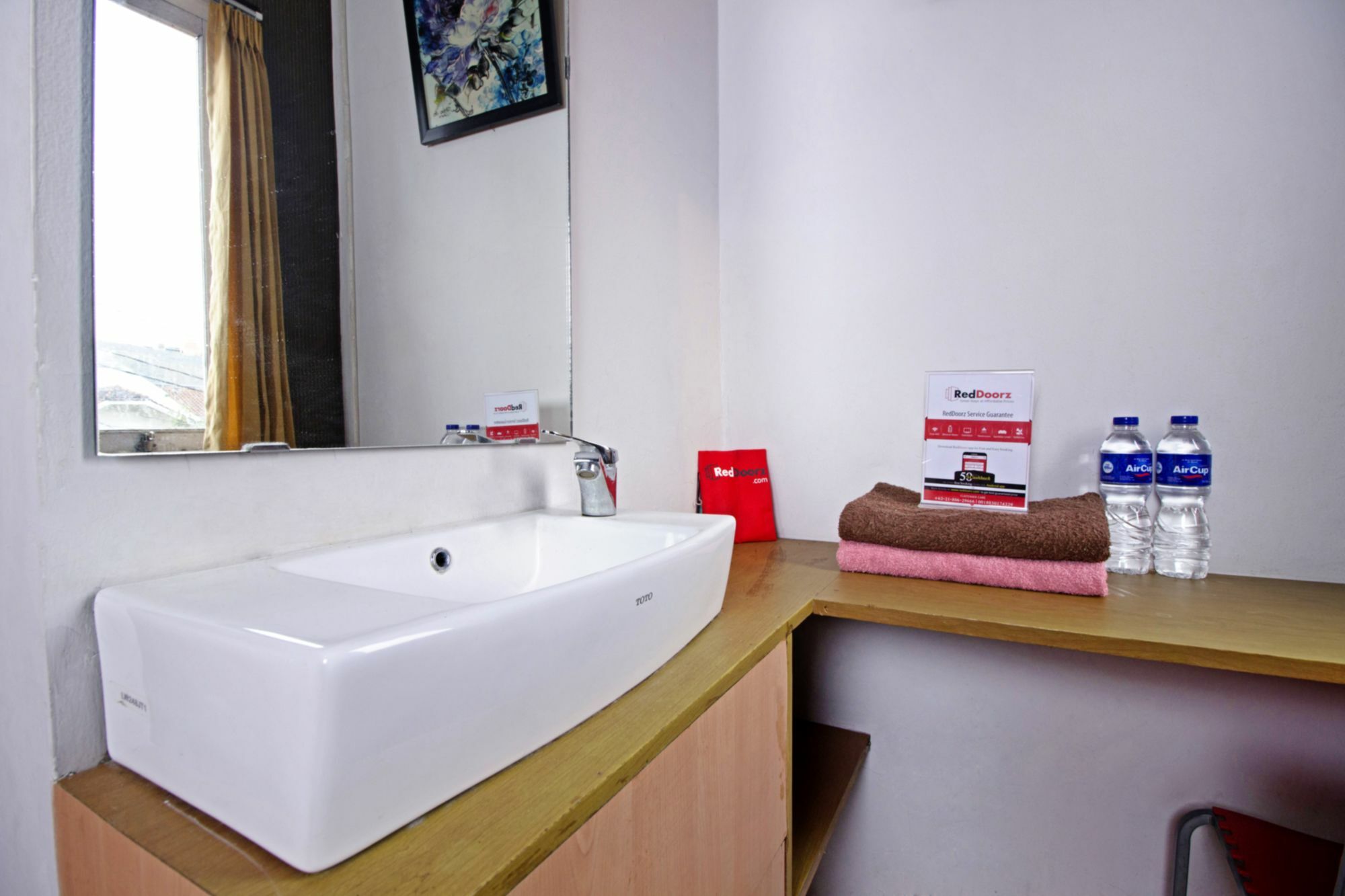 Reddoorz Syariah Near Btc Fashion Mall Бандунг Экстерьер фото